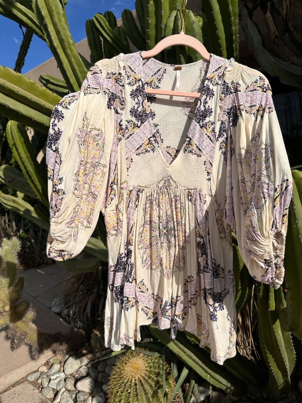 Free People Get Swayed Paisley Printed Tunic Top Cream Lavender - Size XS